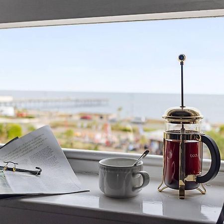 Modern 1 Bed Apartment, Sea Views, Free Parking, Wifi, Netflix تيغنماوث المظهر الخارجي الصورة